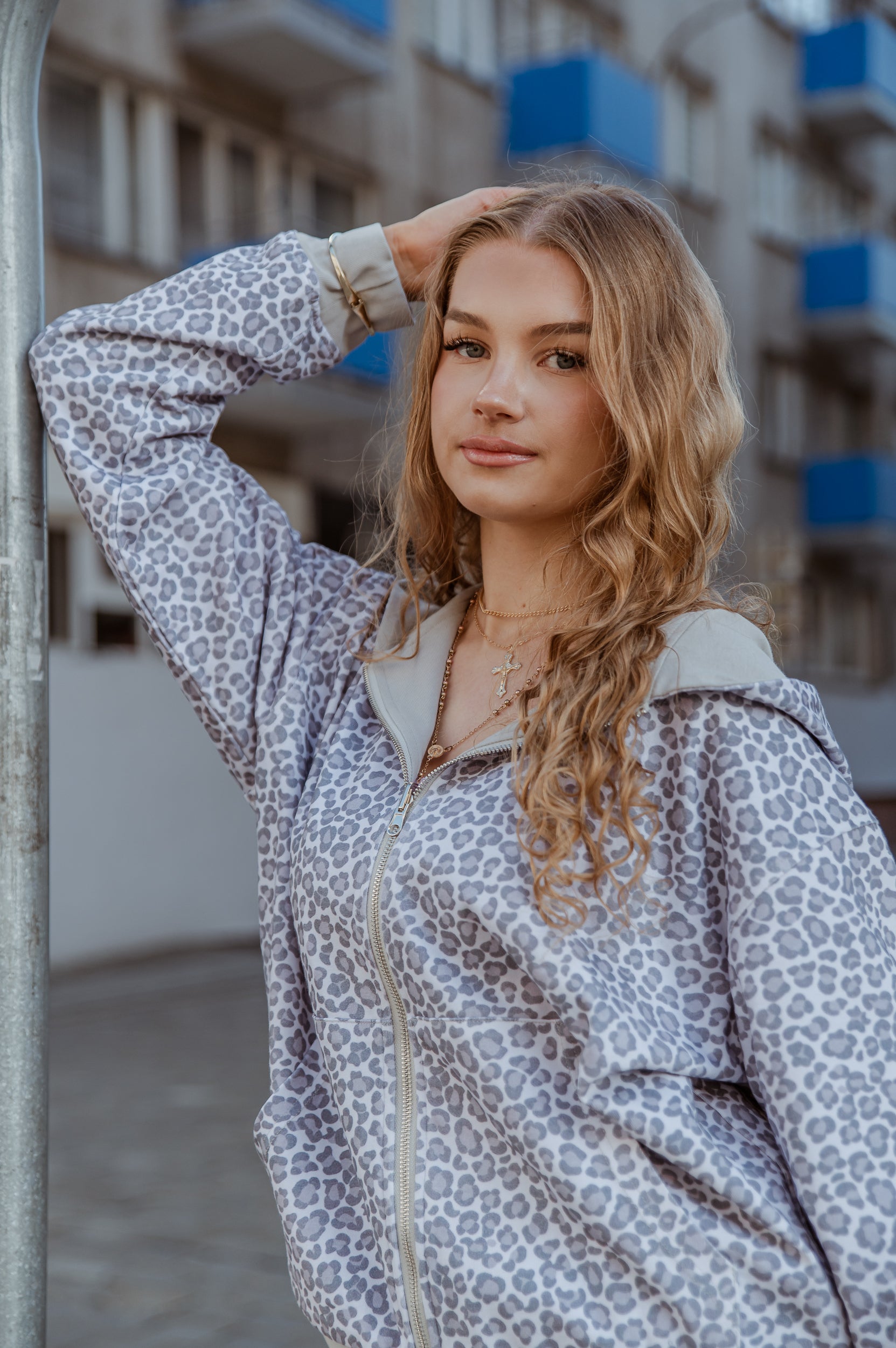 LEO REVERSIBLE ZIP HOODIE